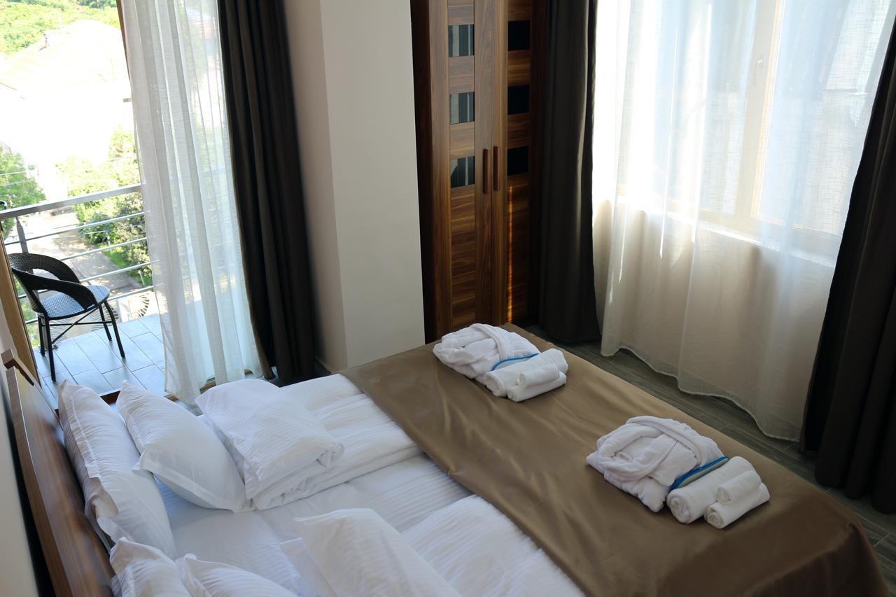 Hotel Lazi Kobuleti Esterno foto