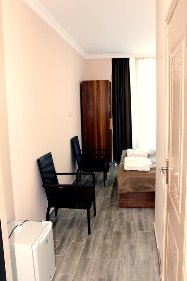 Hotel Lazi Kobuleti Esterno foto