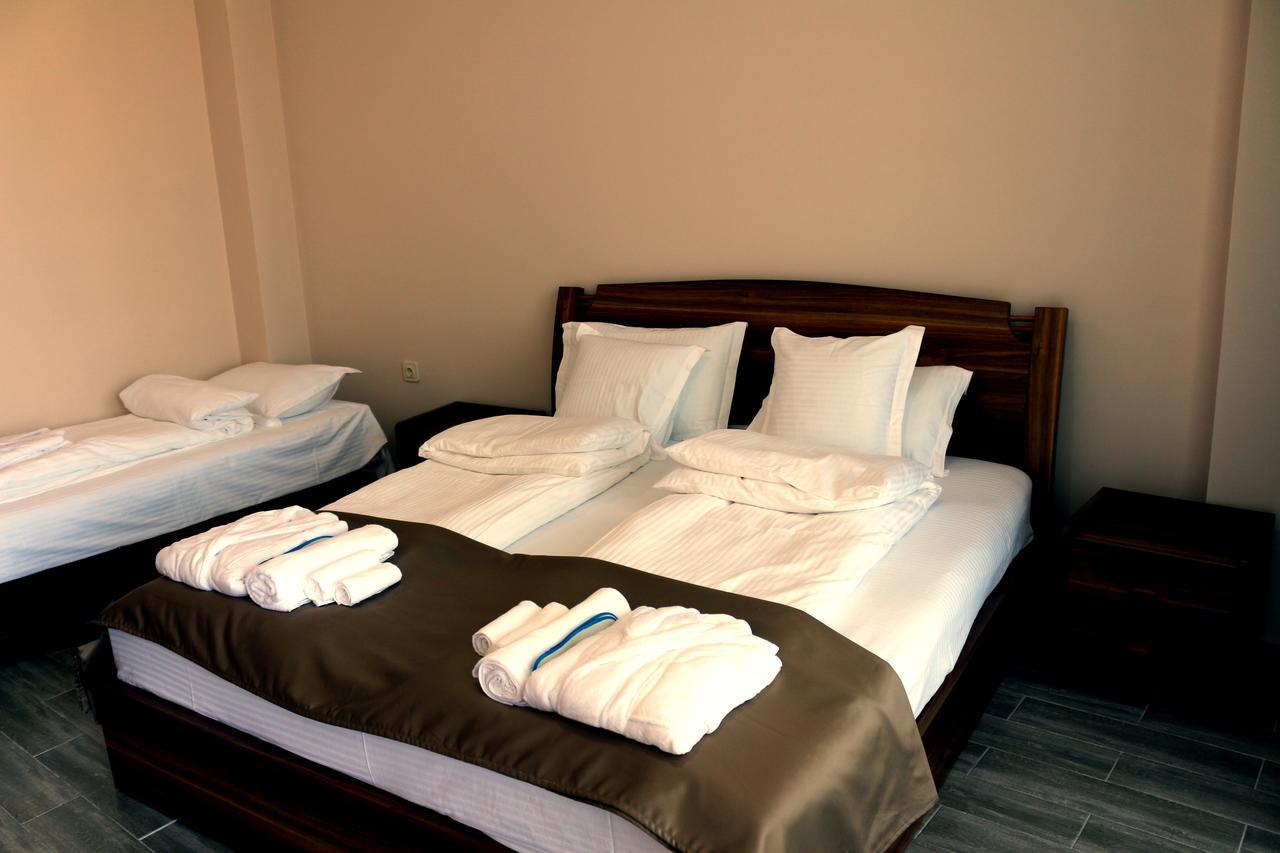 Hotel Lazi Kobuleti Esterno foto
