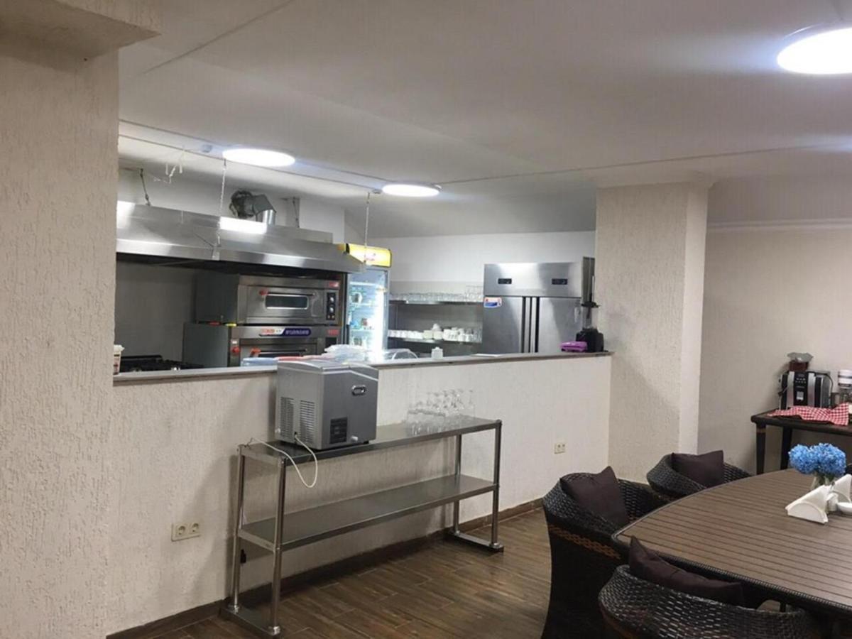 Hotel Lazi Kobuleti Esterno foto